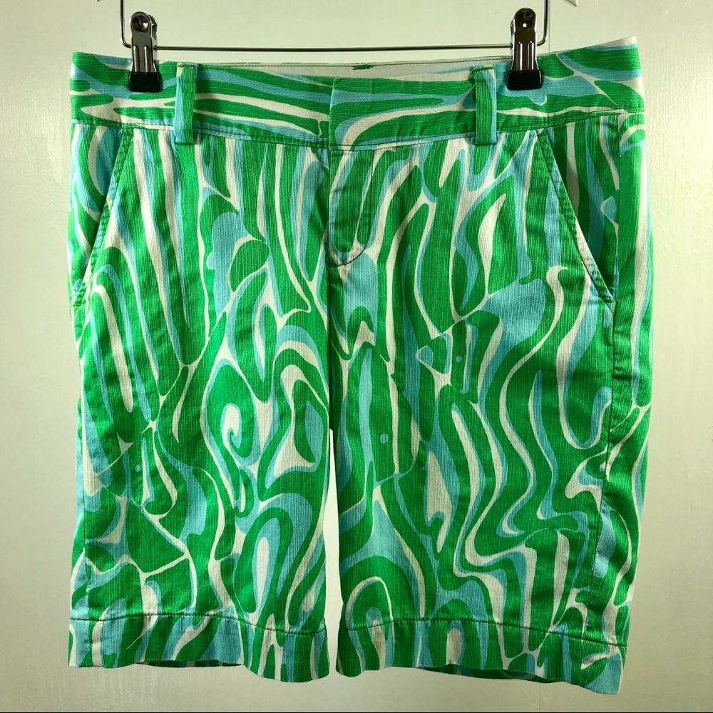 Lilly Pulitzer Green Aqua The Chipper Short. 4